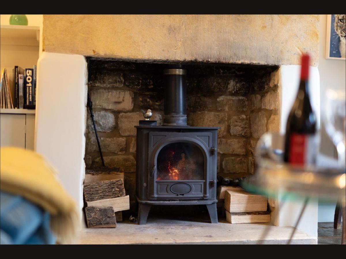Wisteria Cottage , Pretty Cotswold Cottage Close To Chipping Campden Weston Subedge Exterior foto